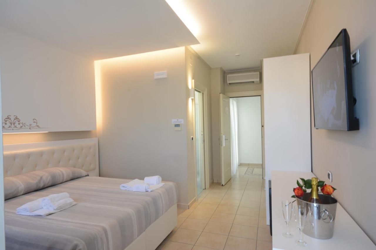 Residence Hotel Alba Palace Alba Adriatica Exterior foto